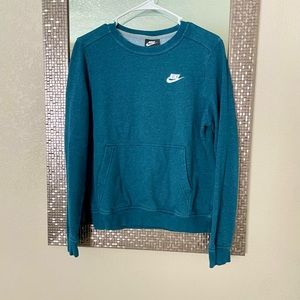 Nike crewneck sweatshirt
